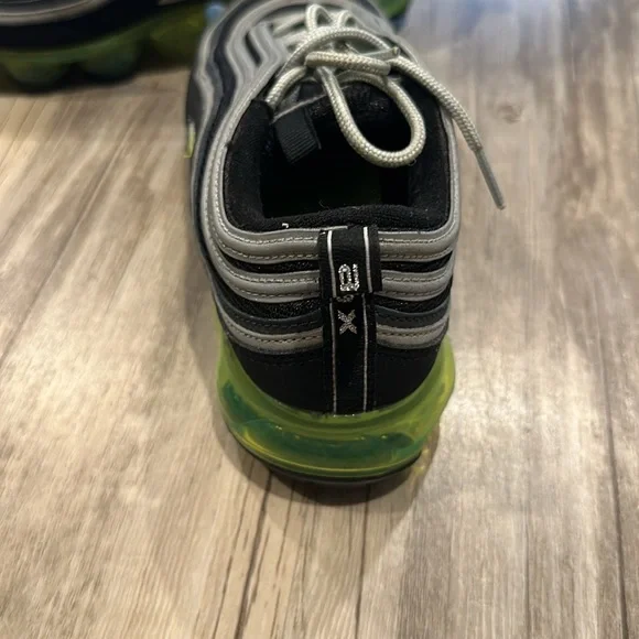 2018 Nike Air Vapormax 97 ‘Neon’ - Picture 3 of 4